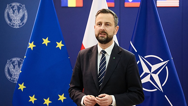 Министр обороны Польши заявил о полном закрытии границы с Белоруссией