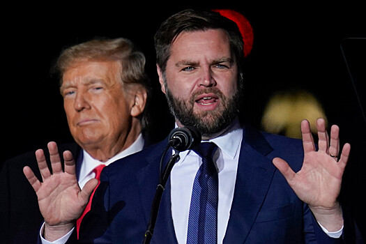 Трамп ответил на вопрос, полетит ли Вэнс в Исламабад на переговоры с Ираном