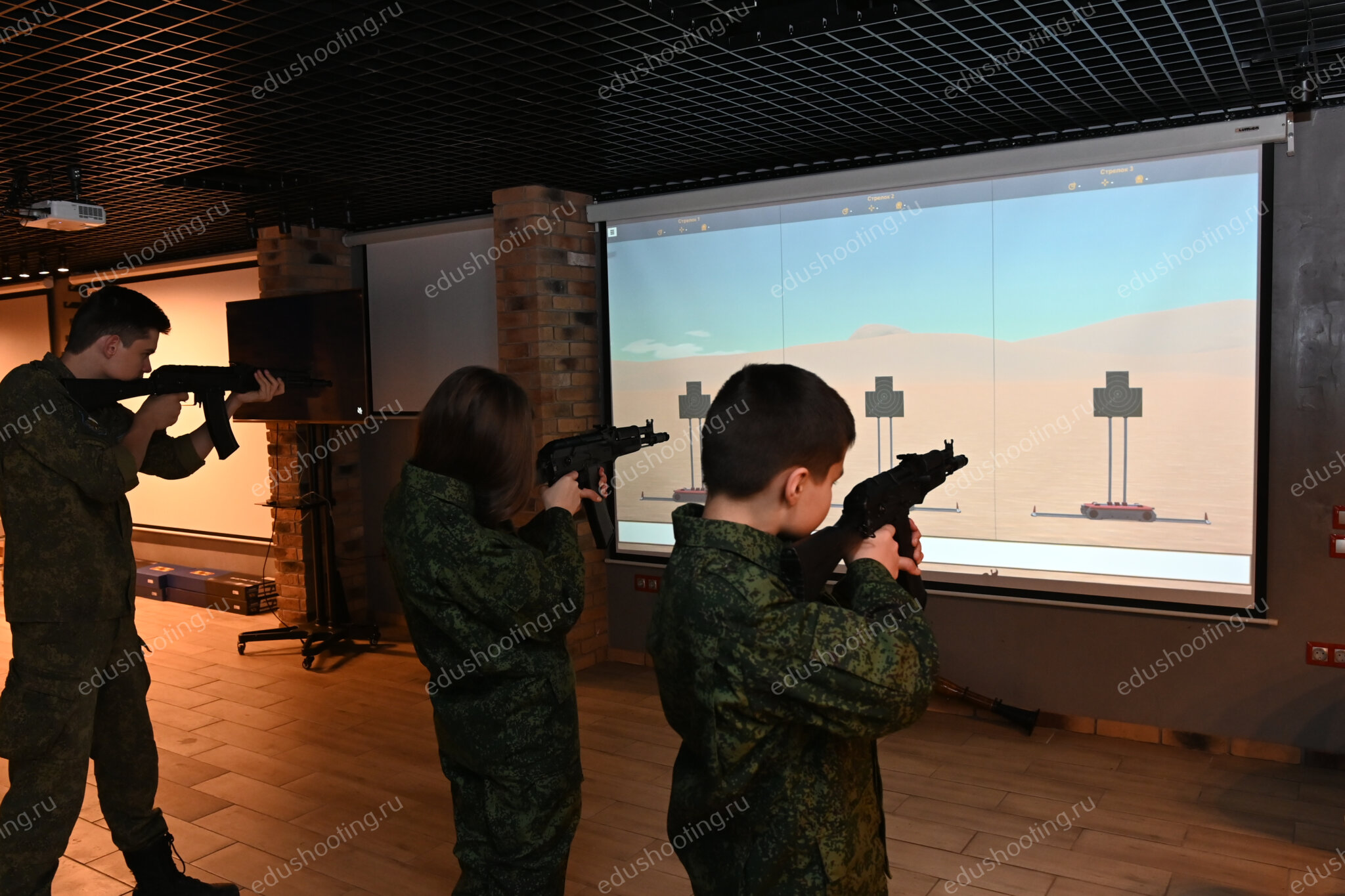 Интерактивные лазерные тиры: современный подход к начальной военной подготовке в школе Интерактивные лазерные тиры: современный подход к начальной военной подготовке в школе