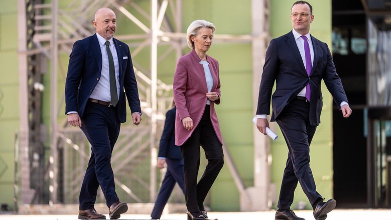 Блок Мерца выдвинул фон дер Ляйен требования о сокращении правил ЕС: глава ЕК заявила о готовности к переменам