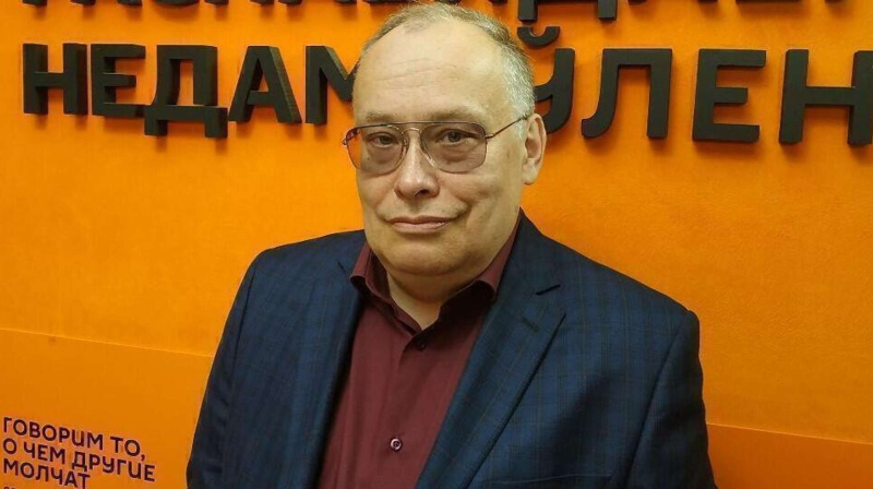 Межевич: визит Вэнса в Венгрию стал душем из теплой кислоты для Евросоюза