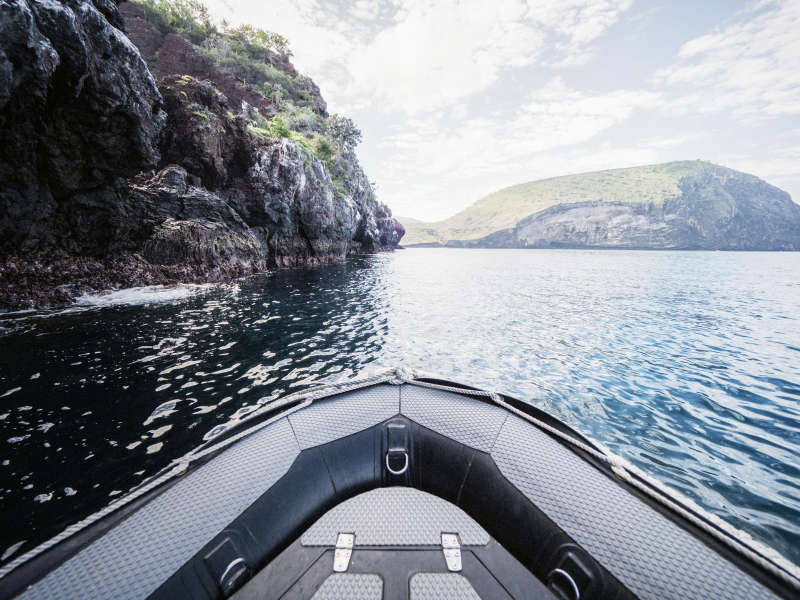 Моряк, дрейфовавший 67 в море, рассказал о смерти племянника и брата