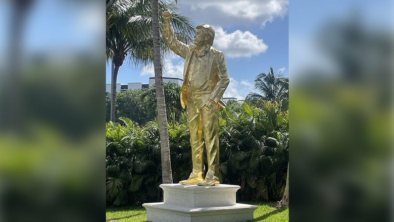 На курорте Трампа установили его «очень высокую и очень золотую» статую
