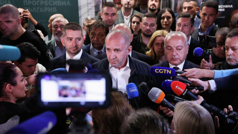 Партия сторонника хороших отношений с РФ побеждает на выборах в Болгарии