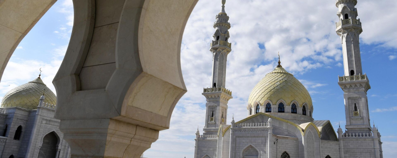 Белая мечеть в городе Болгар