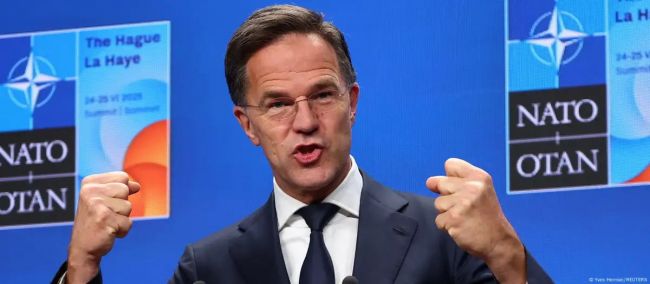 Politico: Пока мало ракет, иначе НАТО ударила бы по России уже сейчас