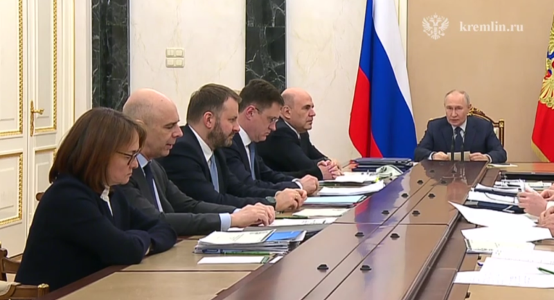 Полный провал. Это сказано вслух: Министры "на ковре" у Путина. Кто самый грустный?