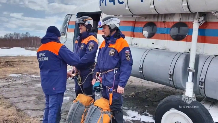 «Получилось как на перевале Дятлова»: на Камчатке 7 туристов попали в снежную бурю, двое погибли