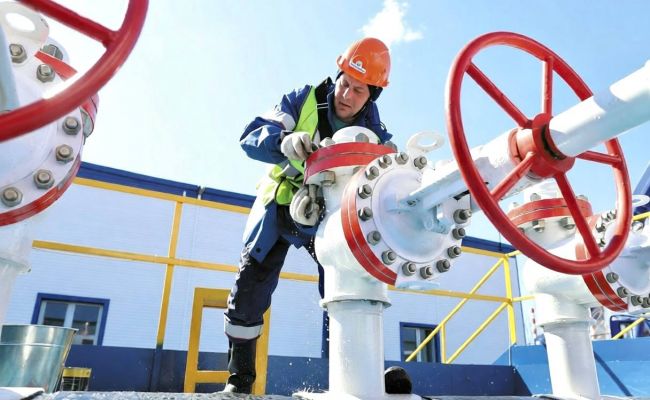 Повлиять на Берлин и защитить порты: версий остановки казахского транзита прибыло