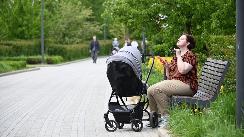 Россиянам назвали законы, которые вступают в силу в мае: что изменится для семей с детьми и бизнеса
