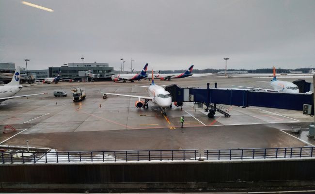 Аэропорт Внуково приостановил работу