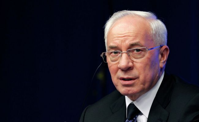 Азаров: Ермака ждет суд и приговор, а вот Зеленский может остаться в своем кресле