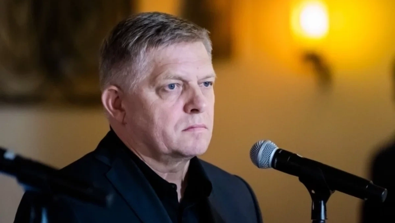 Фицо открыл мемориал Красной армии, о котором говорил с Путиным