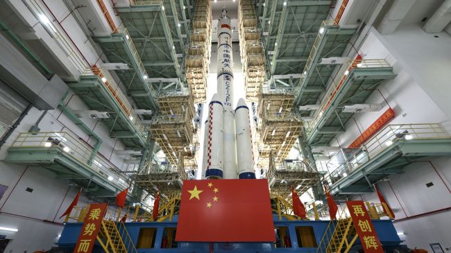 Китай отправит пилотируемый корабль к своей космической станции
