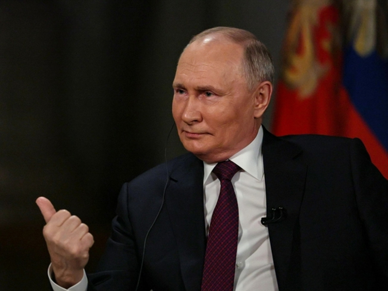 Путин назвал Финляндию «новым врагом» России: НАТО стянуло 10 тысяч военных к границе