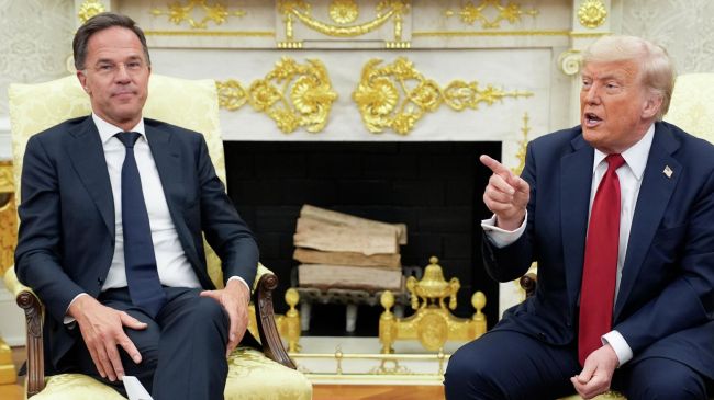 Трамп: Мы просили Германию о маленьком поцелуе, но она не дала