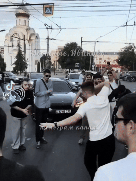 "Братья" перекрыли улицу, чтобы станцевать лезгинку. Хотите знать, как отреагировало МВД?