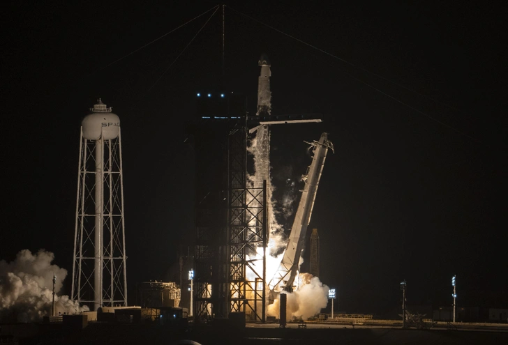 Курс на 40: компания SpaceX еще раз обновила рекорд по числу повторных использований первой ступени ракеты-носителя Falcon 9