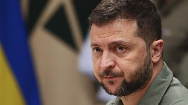 Не нюхавший с Макроном Зеленский пообещал через год дроны на 10 000 км