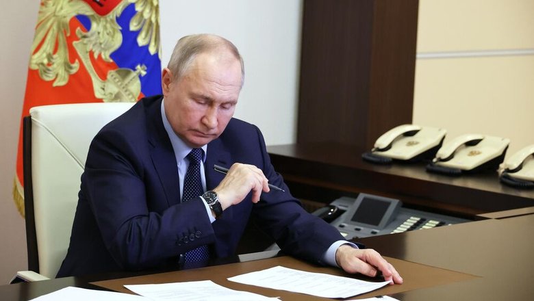 Путин подписал закон об аттестации гидов для экскурсий на жестовом языке