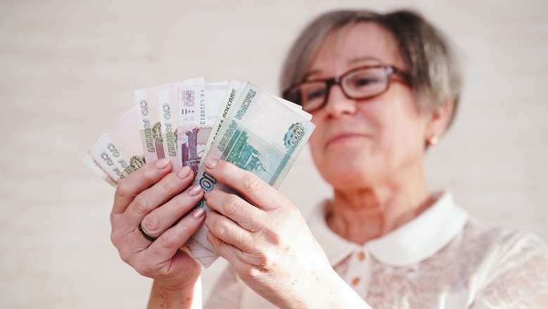 Россиянам напомнили о перерасчете пенсий в августе: кого коснутся изменения