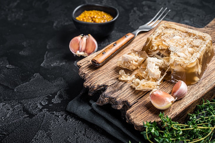 Запас продуктов, чтобы пережить любые кризисы: Врач перечислила и консервы, и заморозку