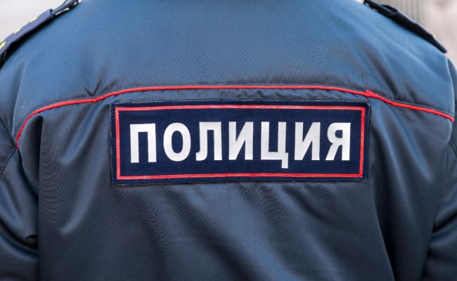 Новости Питера: в воде у Васильевского острова обнаружили тело с отрубленной рукой