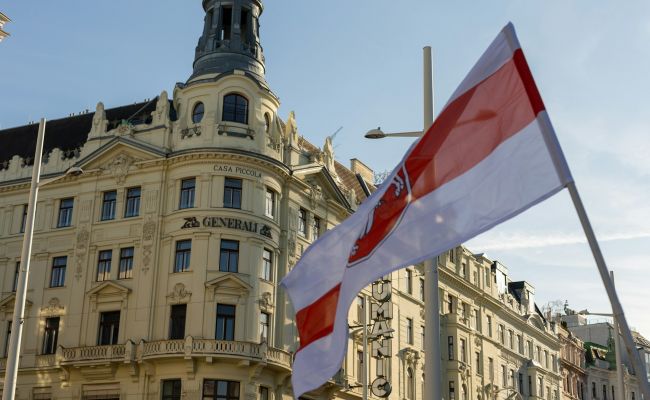 Как Австрия «наказывает» дискриминацией российских дипломатов — постпред РФ в Вене
