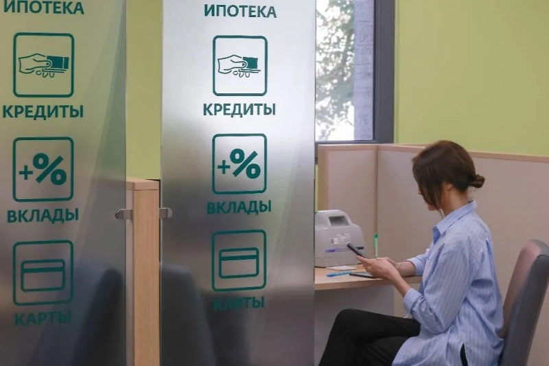 Налог на вклады за 2025 год: с какой суммы и сколько платить